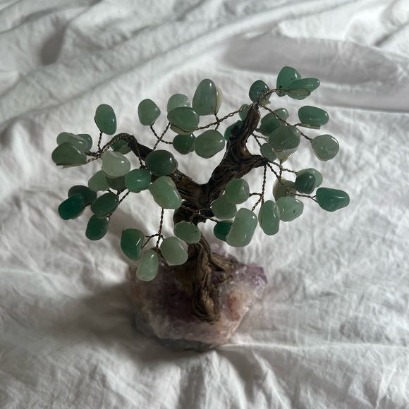 Handmade Other - 16-Branch Green Aventurine Amethyst Tree